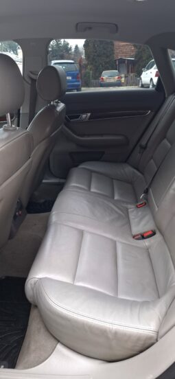 
										Audi A6 2005 Лимузина Дизел целосно									