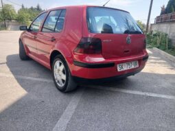 
										Volkswagen Golf 4 2000 Хечбек Дизел целосно									