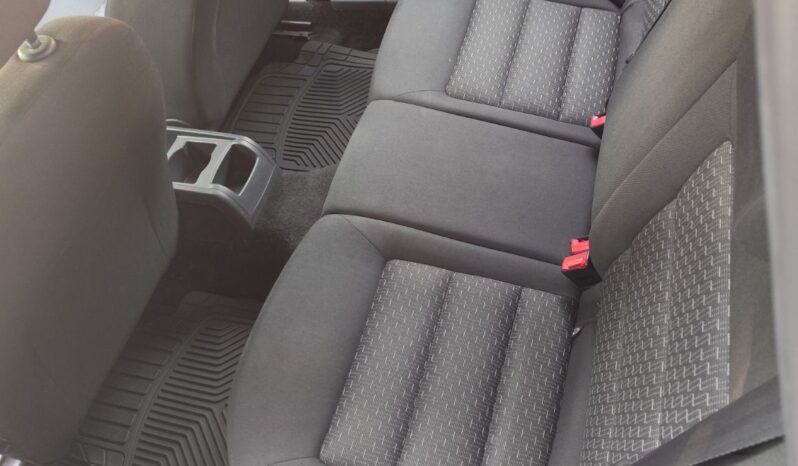 
								Skoda Octavia 2012 Караван Бензин целосно									