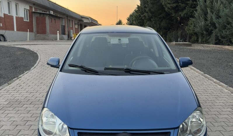 
								Volkswagen Polo 2007 Хечбек Дизел целосно									