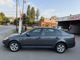 
										Skoda Octavia 2010 Лимузина Дизел целосно									