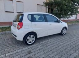 
										Chevrolet Aveo 2009  Hedzbek Benzin full									