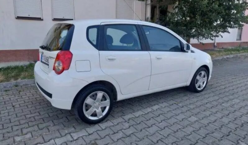 
								Chevrolet Aveo 2009  Hedzbek Benzin full									