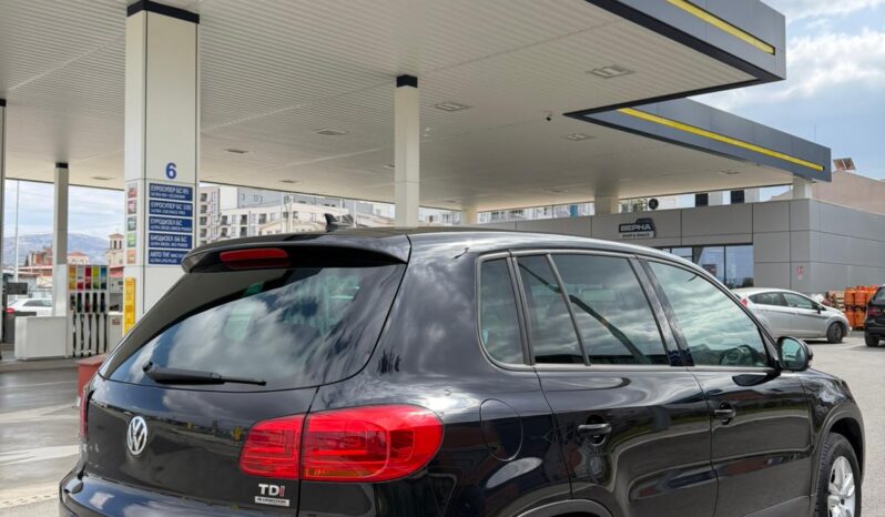 
								Volkswagen Tiguan 2012 Џип / SUV Дизел целосно									