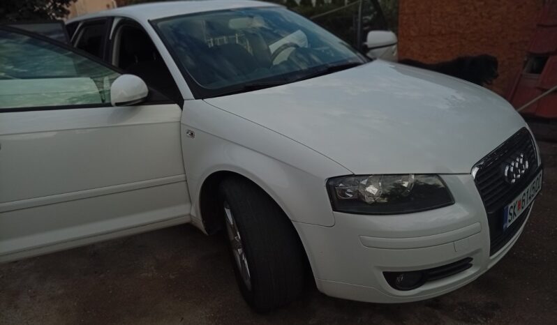 
								Audi A3 2008 Хечбек Бензин целосно									