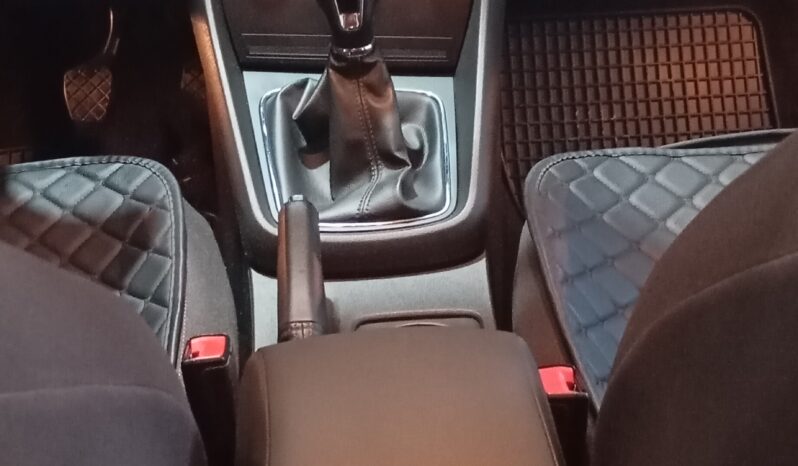
								Seat Leon 2014 Хечбек Дизел целосно									