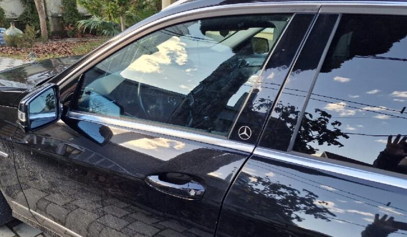 
								MercedesBenz E_250 2012 Лимузина Дизел целосно									