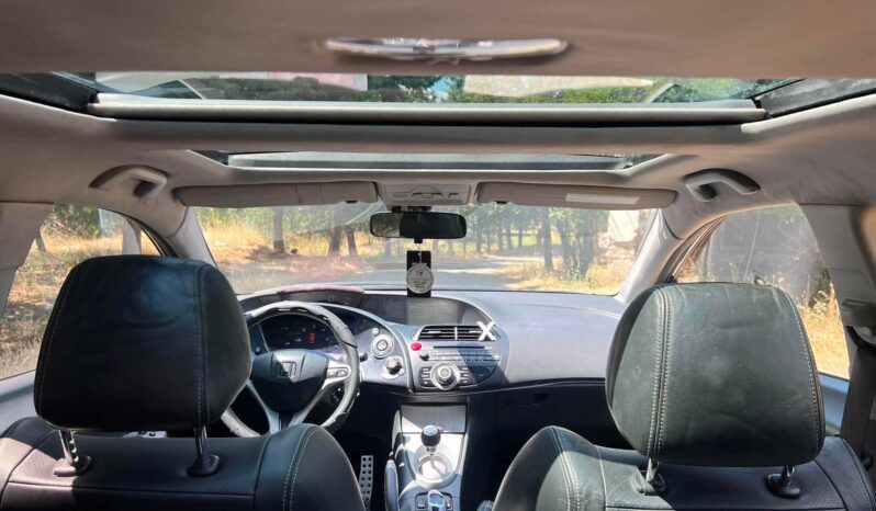 
								Honda Civic 2006 Хечбек Дизел целосно									