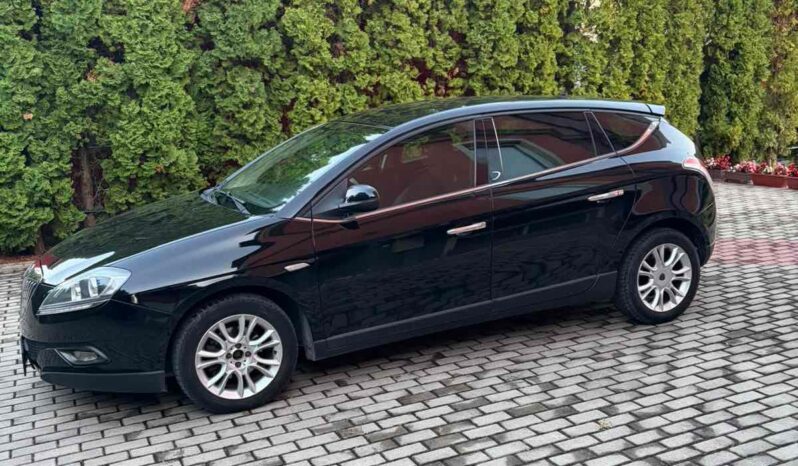 
								Lancia Delta 2011 Хечбек Дизел целосно									