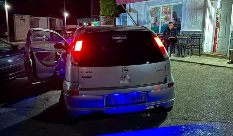 
								Opel Corsa_C 2006 Хечбек Бензин целосно									