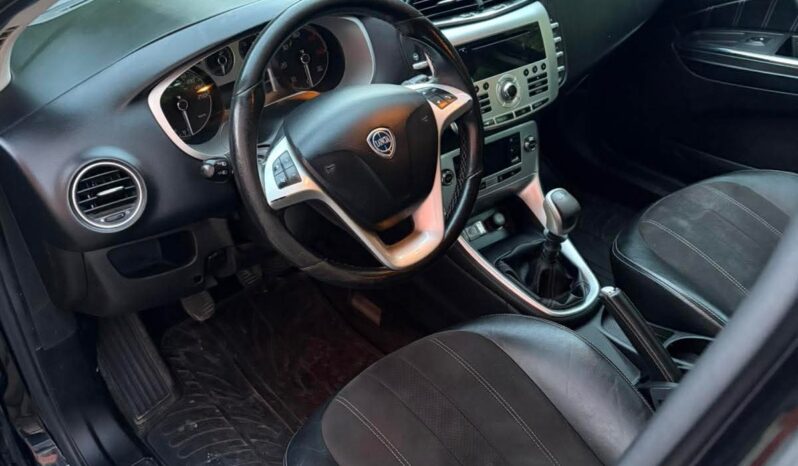 
								Lancia Delta 2011 Хечбек Дизел целосно									