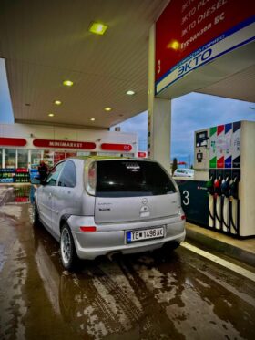 Opel Corsa_C 2006 Хечбек Бензин