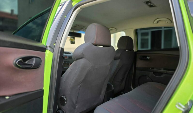 
								Seat Leon 2005 Хечбек Дизел целосно									