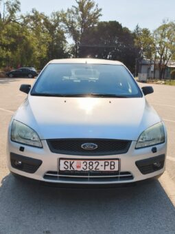 Ford Focus 2006 Хечбек Бензин