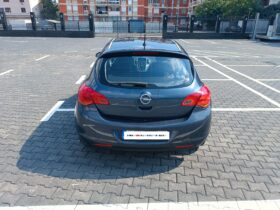 Opel Astra_J 2009 Хечбек Дизел