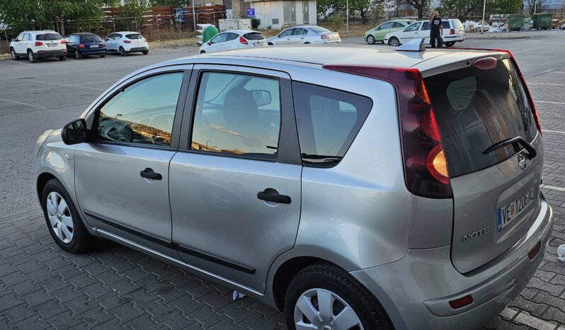 
								Nissan Note 2010 Моноволумен (Миниван) Дизел целосно									