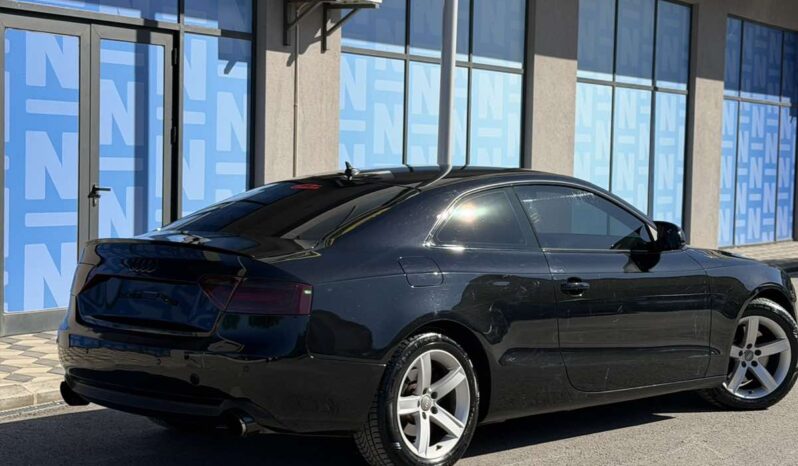 
								Audi A5 2007 Купе Дизел целосно									