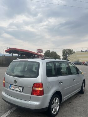 Volkswagen Touran 2006 Моноволумен (Миниван) Дизел